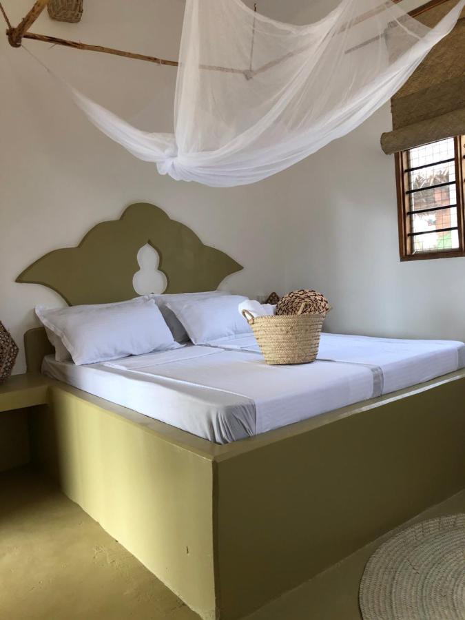 Mlango Paje House Bed and Breakfast Exterior foto