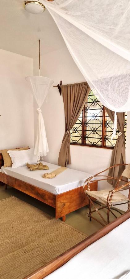 Mlango Paje House Bed and Breakfast Exterior foto